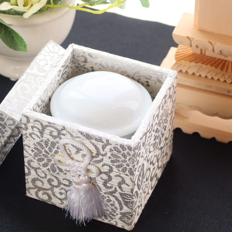 手元供養イメージ